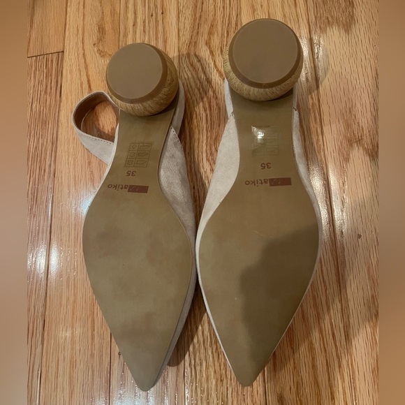 NIB Matiko Circa Peach Pointed Toe Slingback Wood Sphere Heel Shoes US 5 EU 35 - Picture 7 of 11